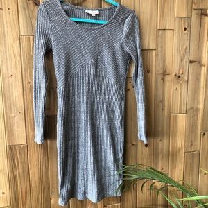 Jessica Simpson bodycon maternity dress